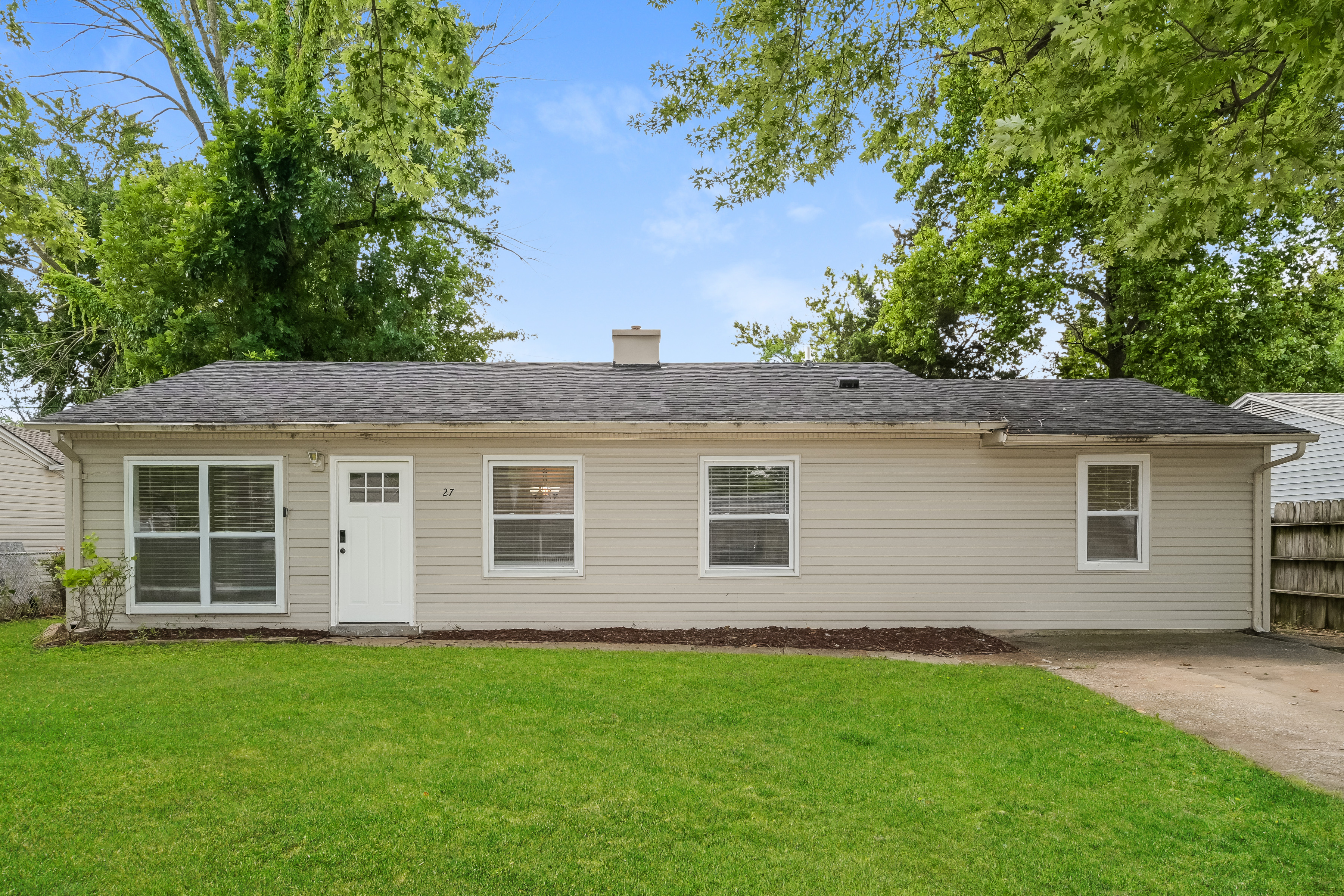 27 Steeplechase Dr St Peters, MO 63376